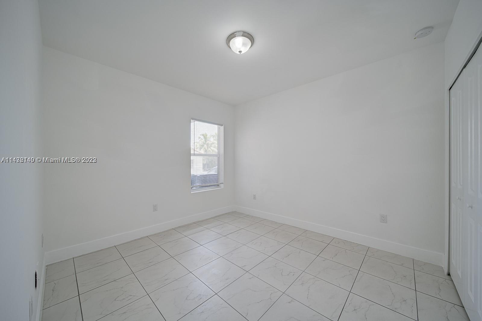 14750 NE 7th Ave # 14750
