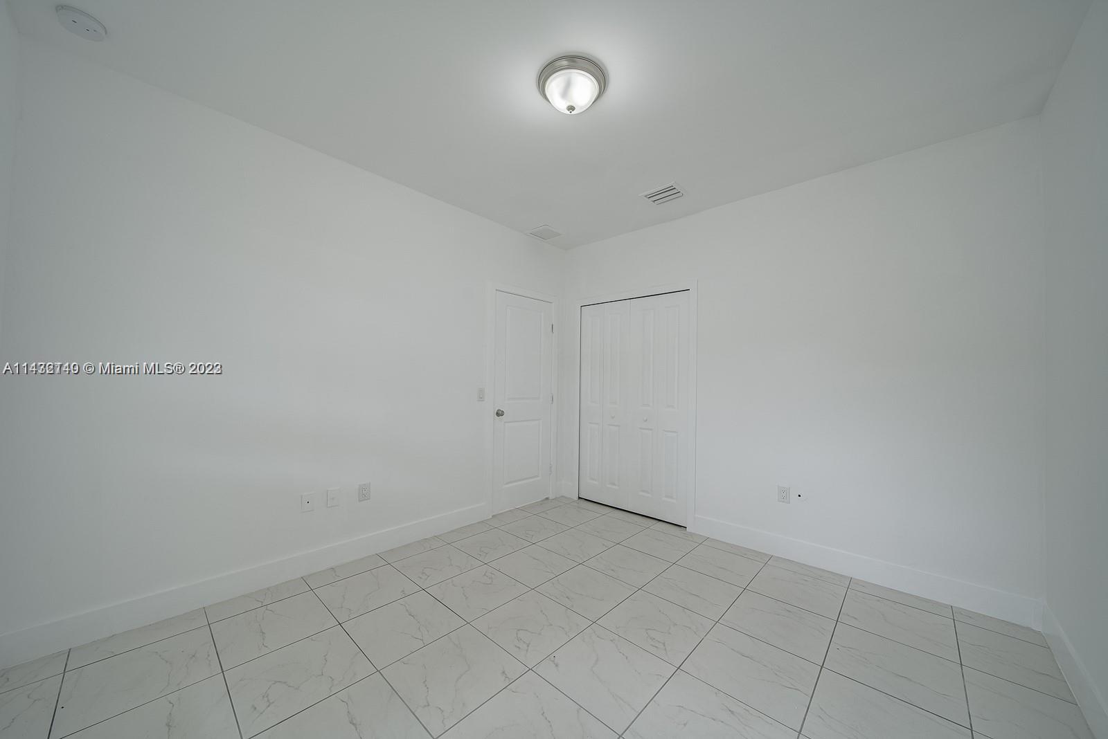 14750 NE 7th Ave # 14750