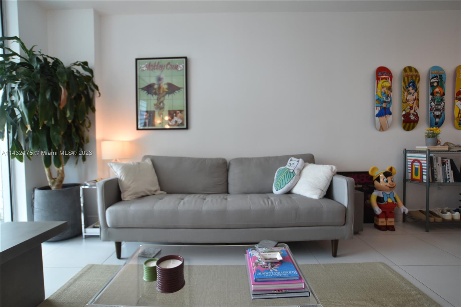 55 SE 6th St # 2804