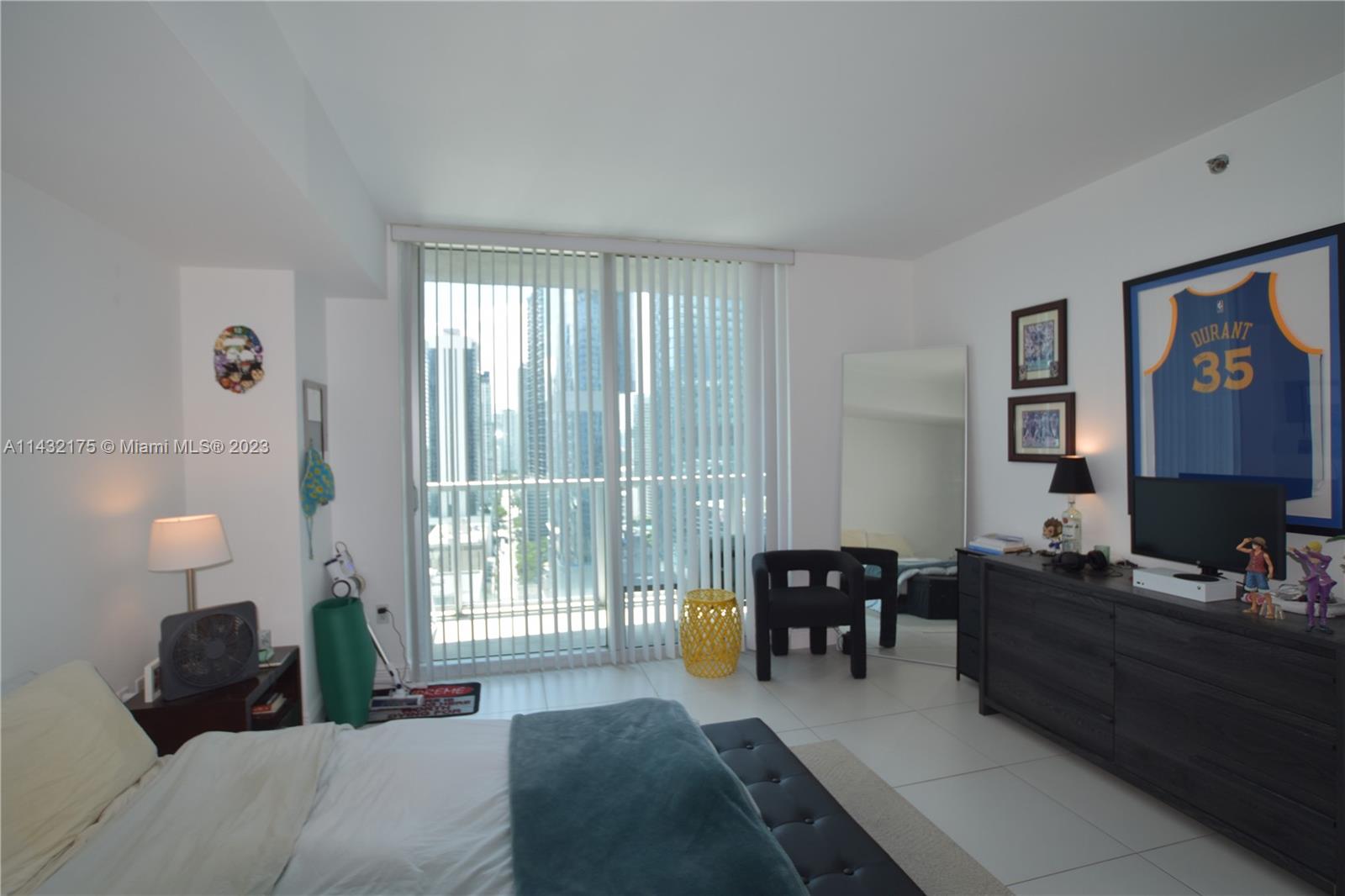 55 SE 6th St # 2804