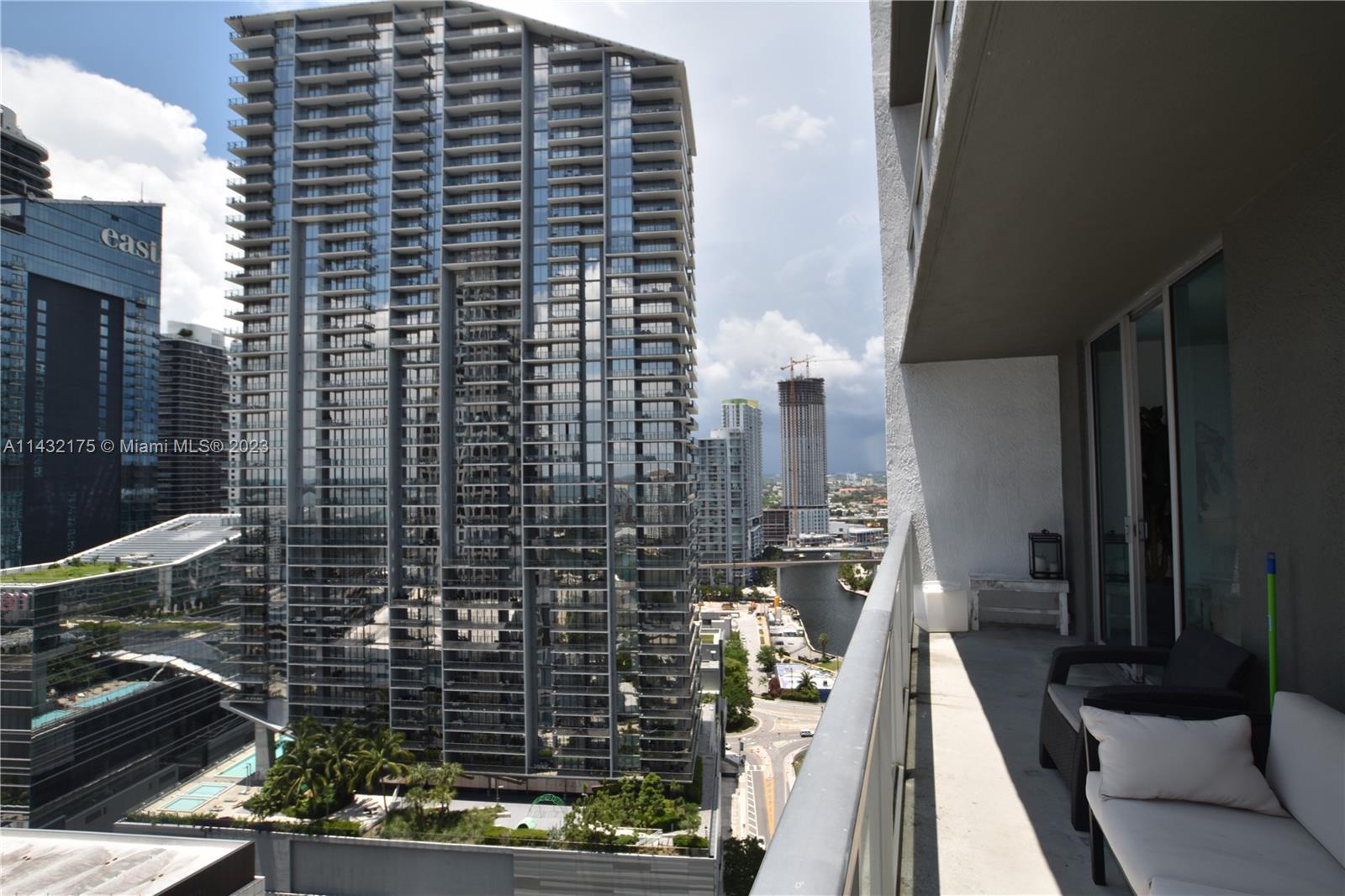 55 SE 6th St # 2804