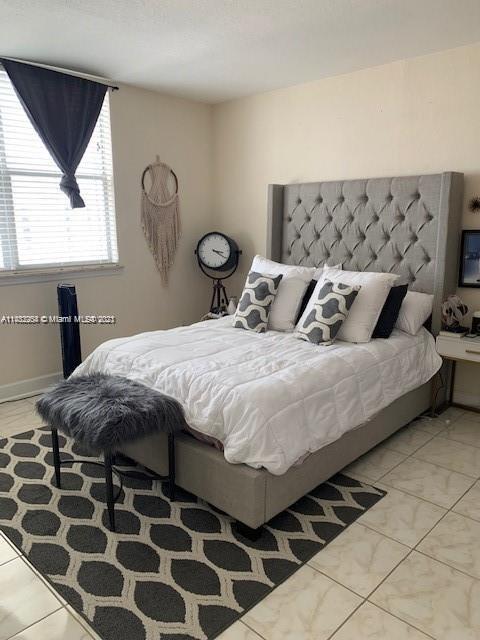 401 69th St Unit: 808