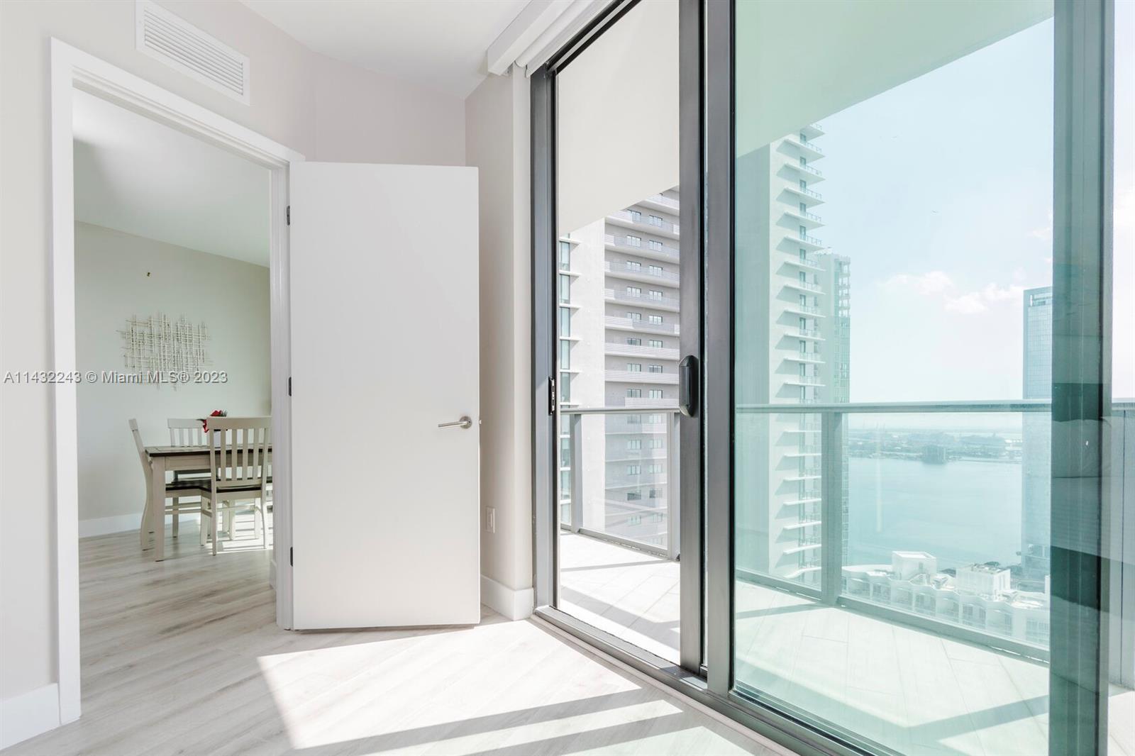 501 NE 31st St Unit: 3507