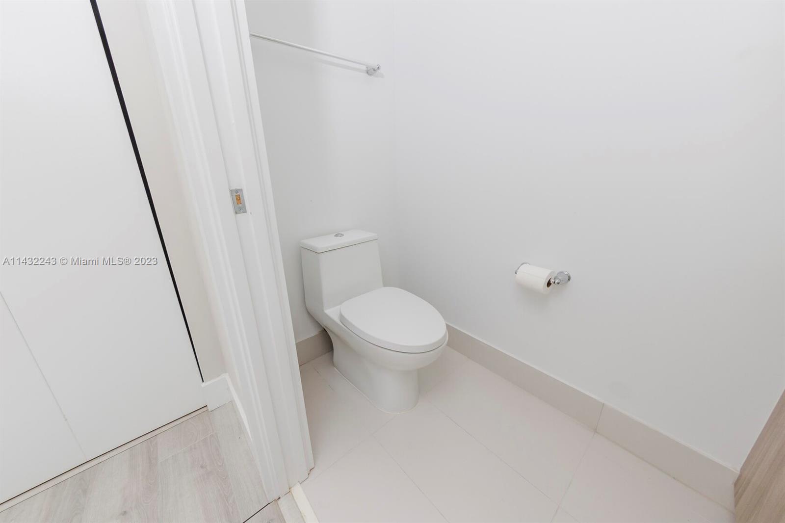 501 NE 31st St Unit: 3507