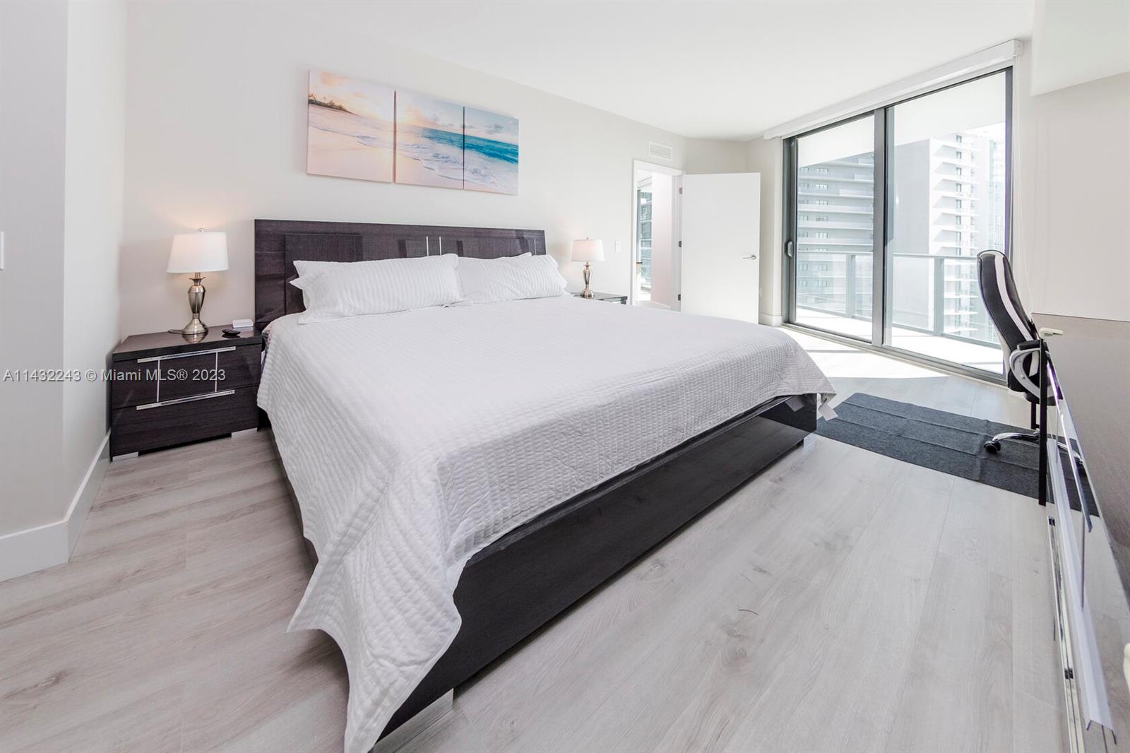 501 NE 31st St Unit: 3507
