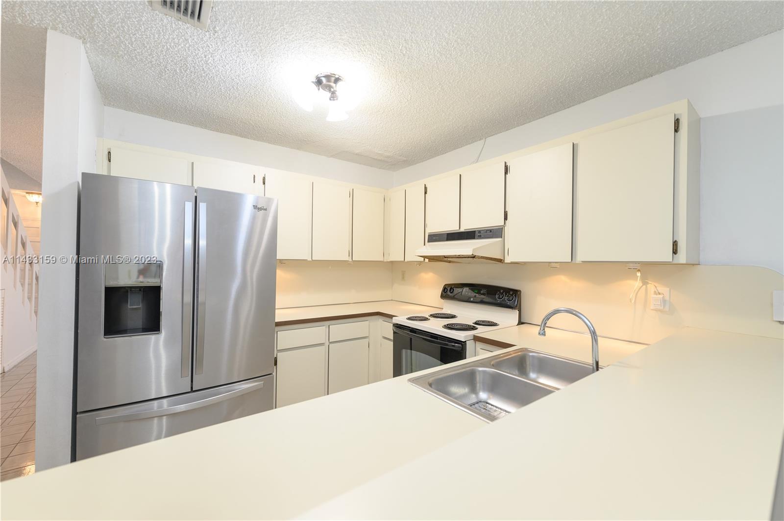 111 SW 113th Ave # 8 Unit: 103-8