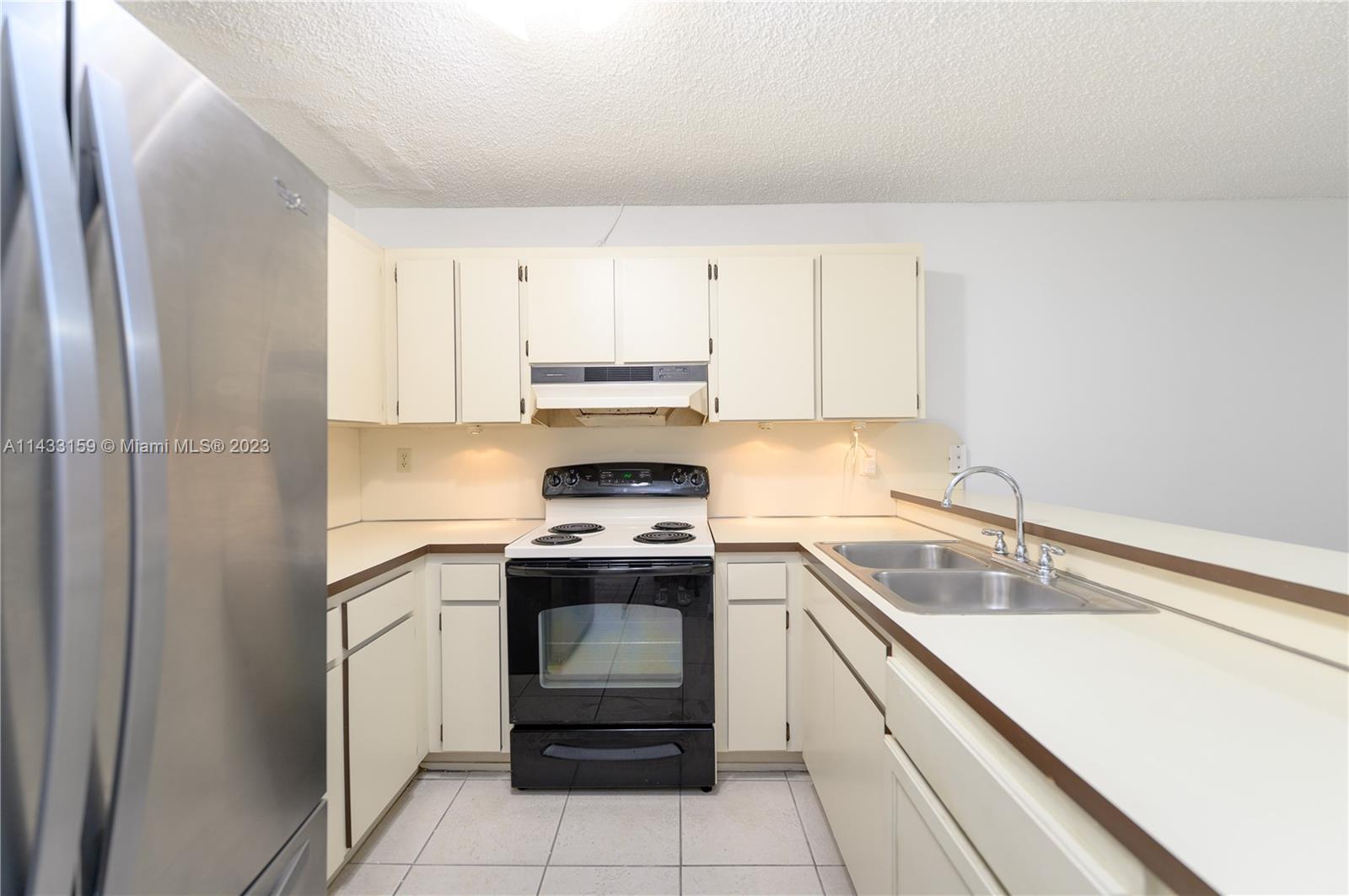 111 SW 113th Ave # 8 Unit: 103-8