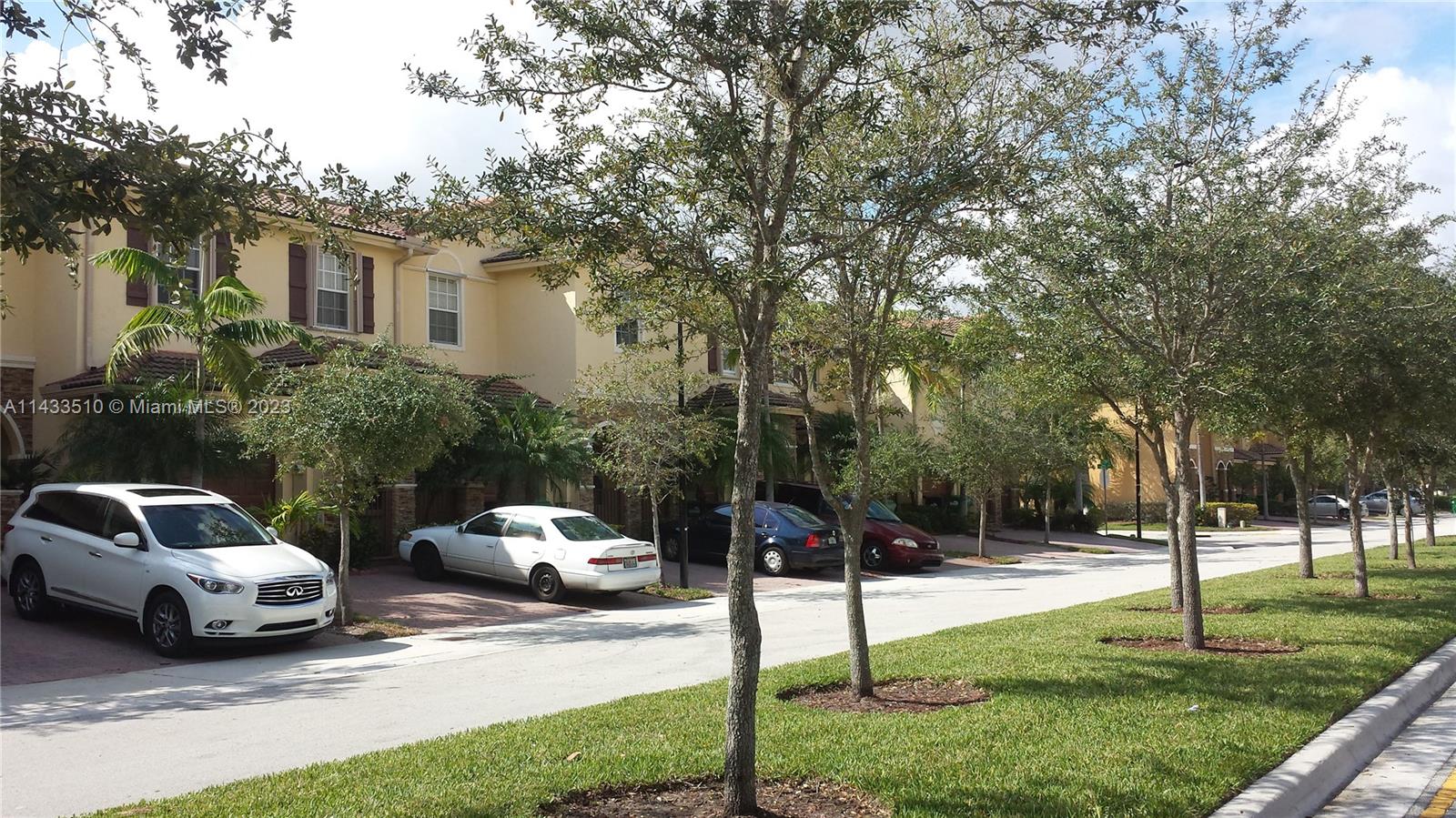8901 SW 225th St Unit: 8901