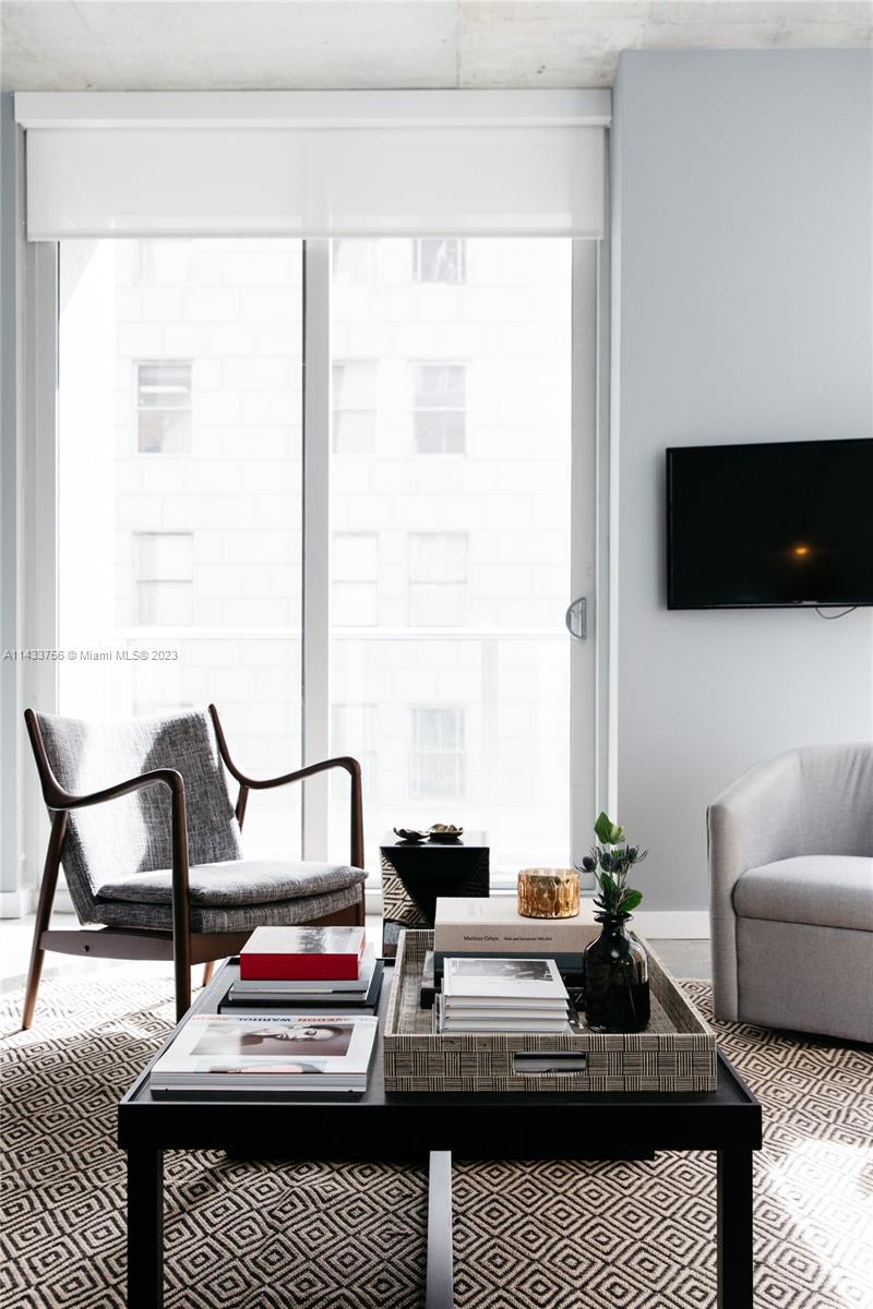 151 SE 1st St Unit: 601