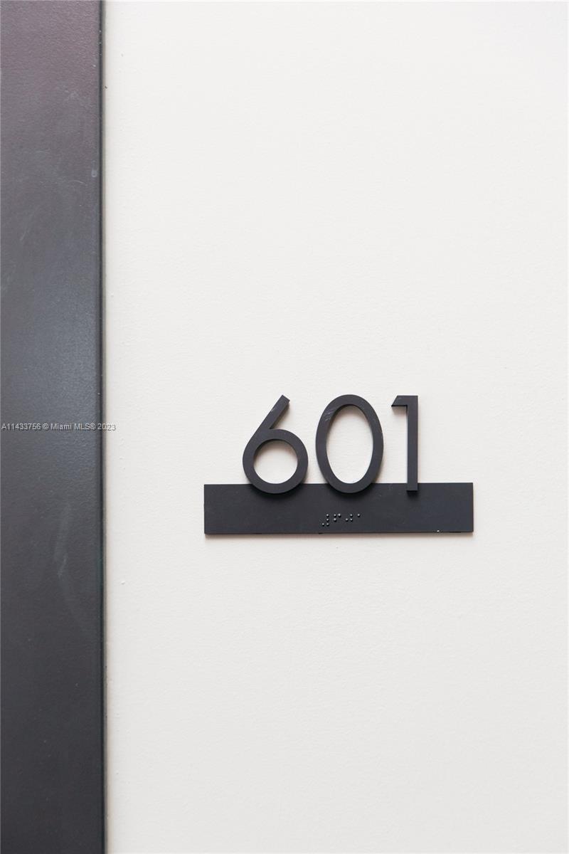 151 SE 1st St Unit: 601