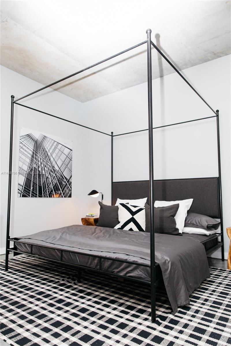 151 SE 1st St Unit: 601