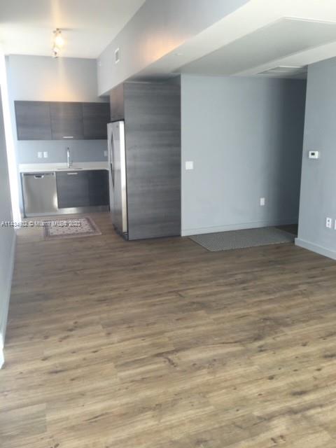 151 SE 1st St # 810