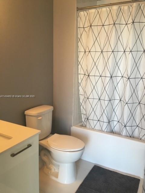 151 SE 1st St # 810
