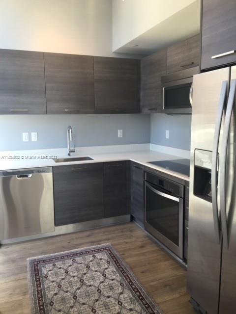 151 SE 1st St # 810