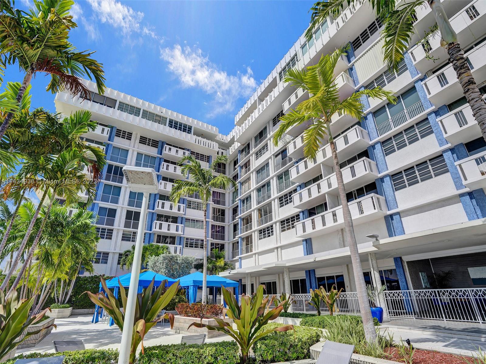 800 West Ave Unit: PH33