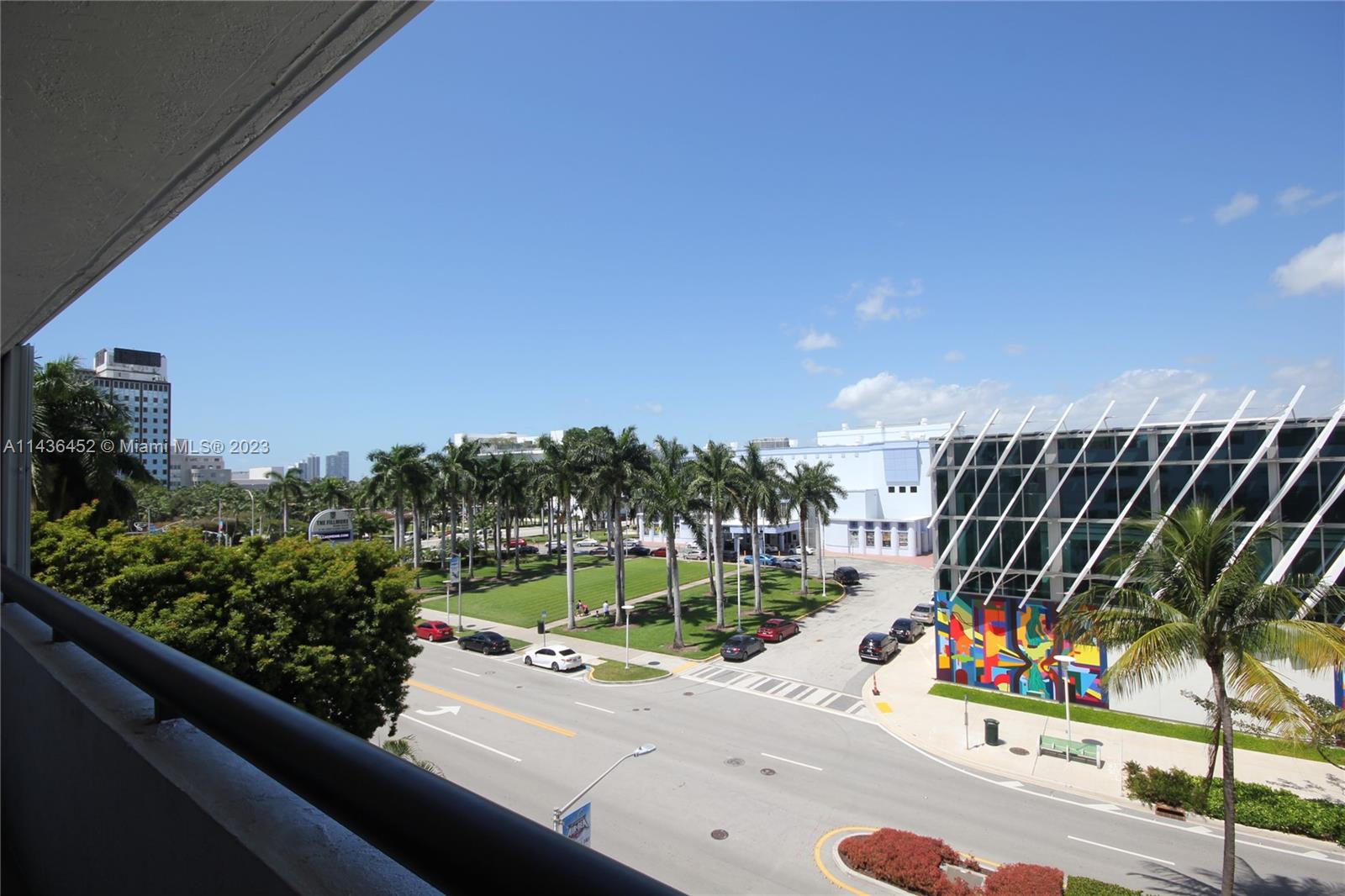 1775 Washington Ave # 5G
