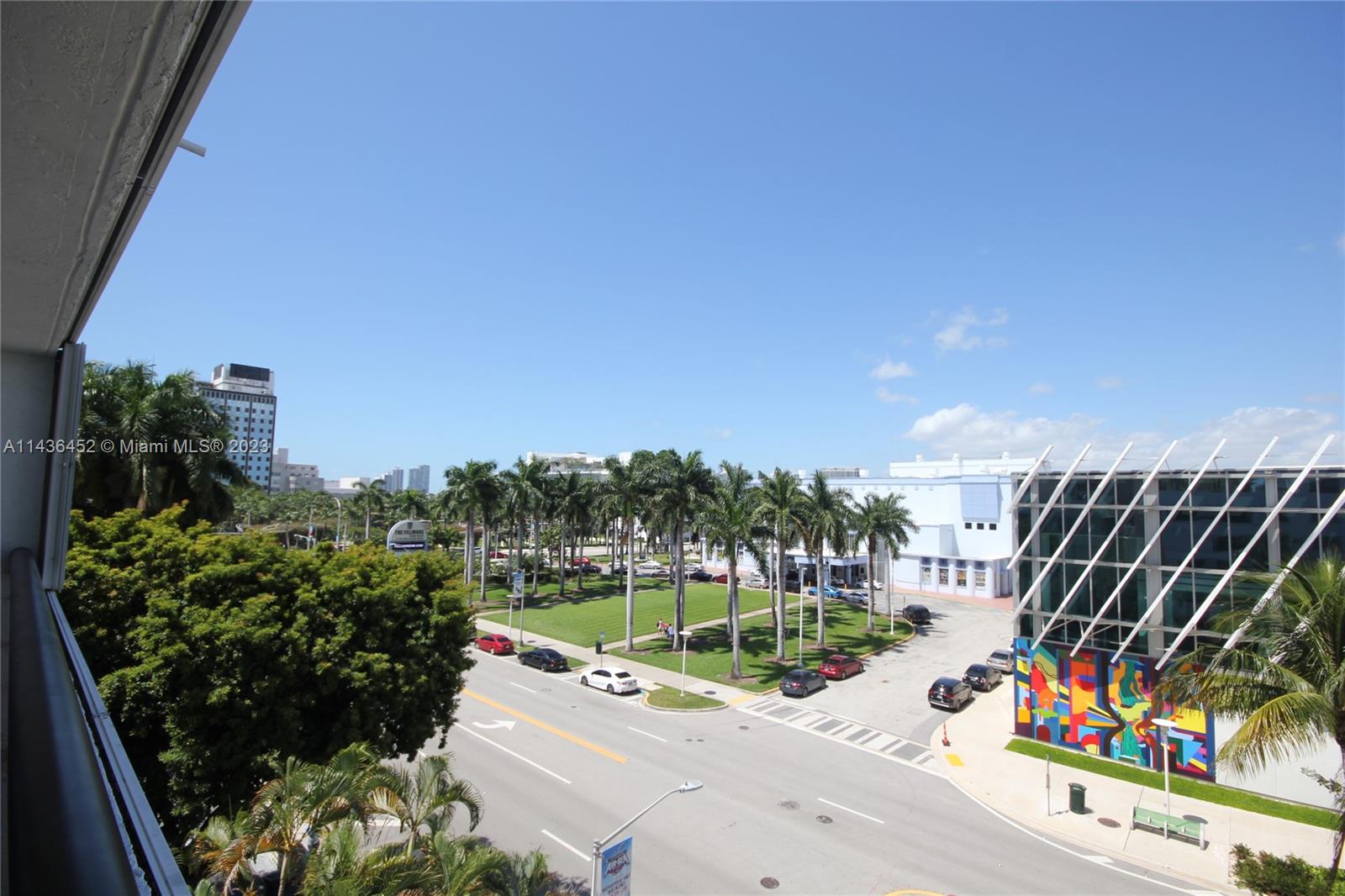 1775 Washington Ave # 5G
