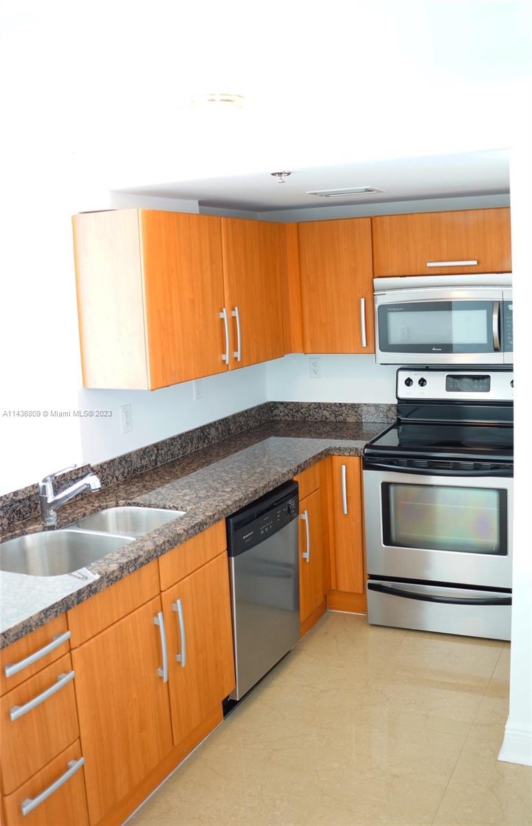 6362 Collins Ave Unit: 610