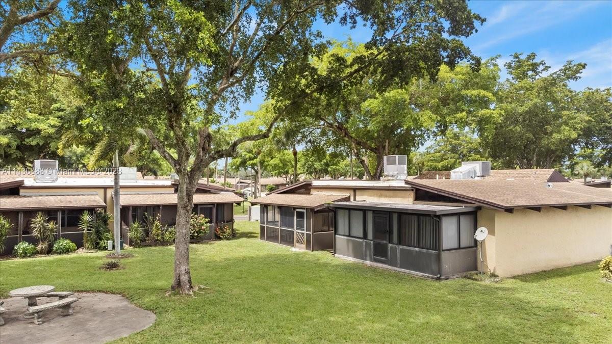 313 Briarwood Cir # V1 Unit: 19-V1