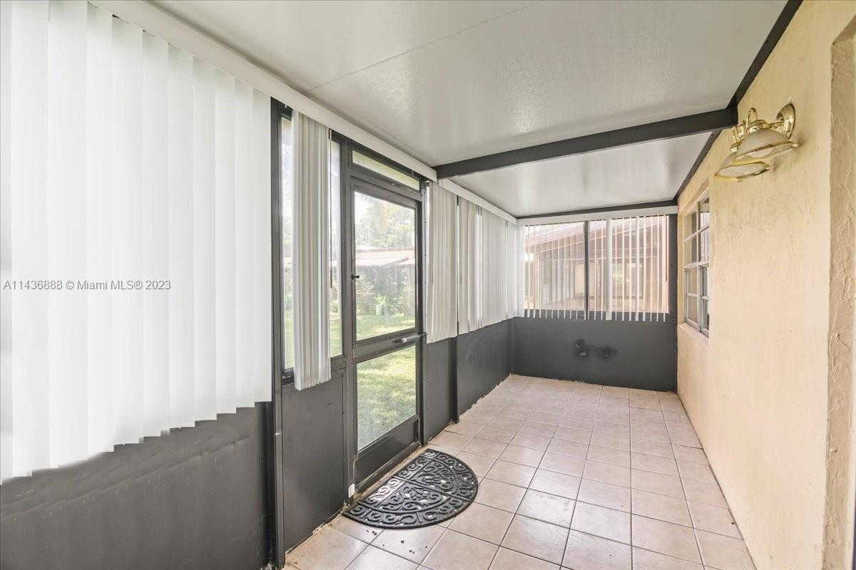 313 Briarwood Cir # V1 Unit: 19-V1