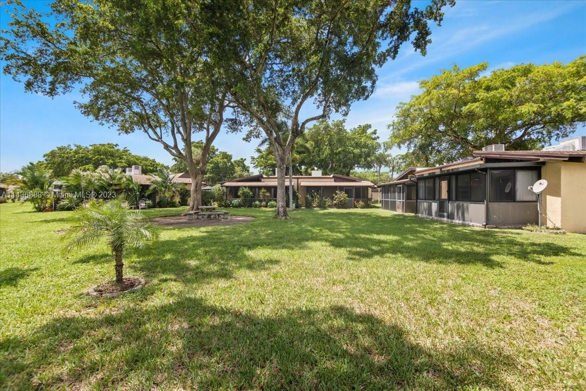 313 Briarwood Cir # V1 Unit: 19-V1