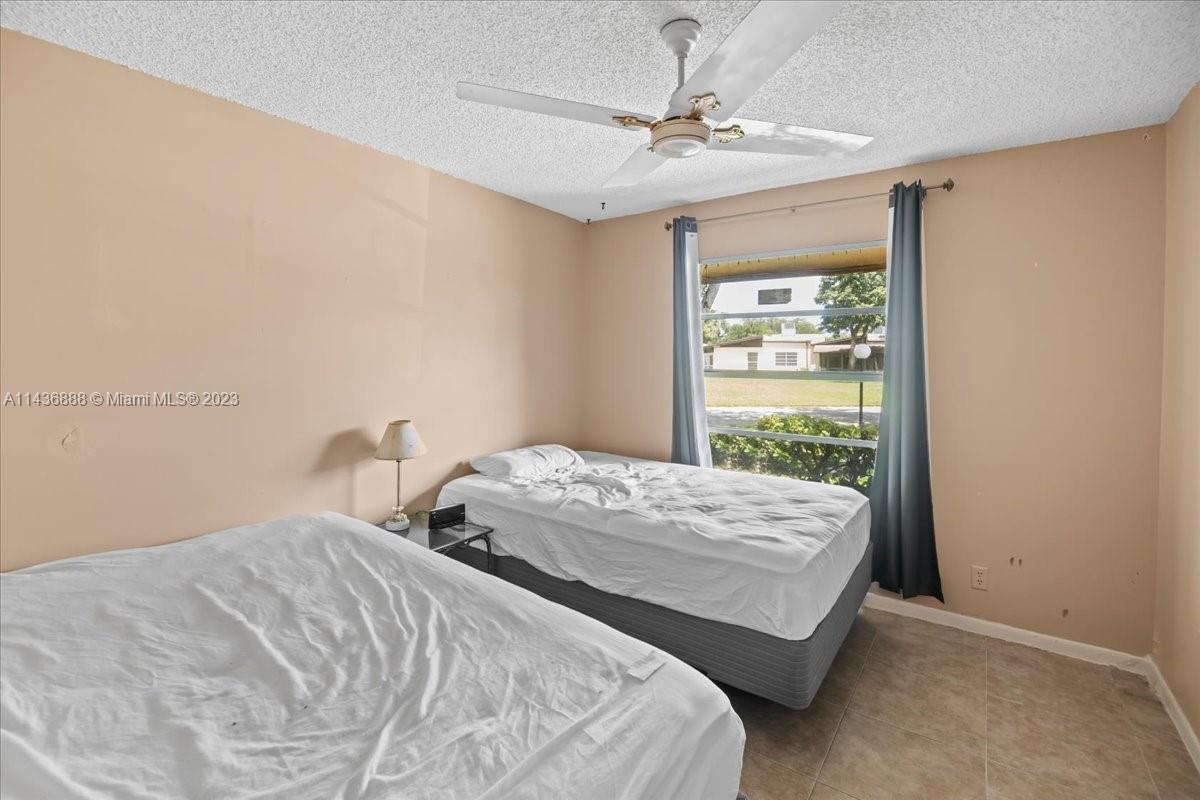 313 Briarwood Cir # V1 Unit: 19-V1