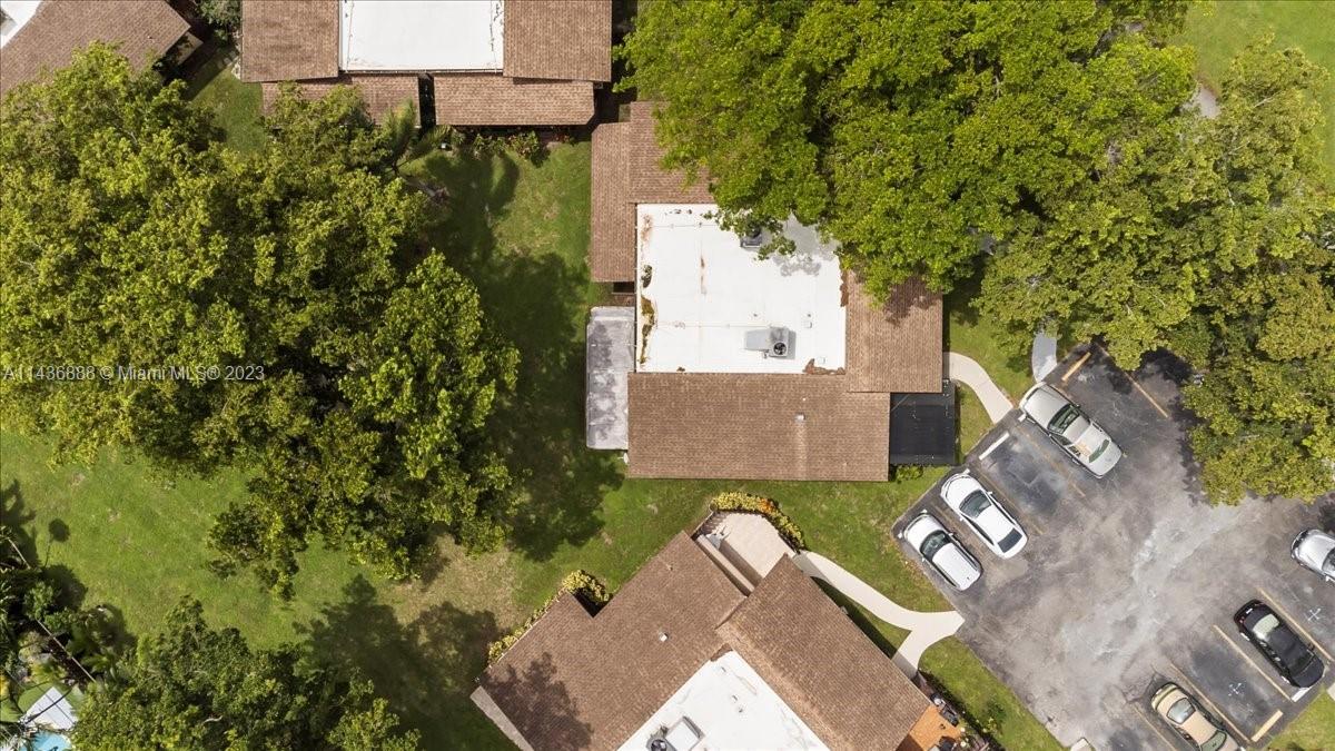 313 Briarwood Cir # V1 Unit: 19-V1