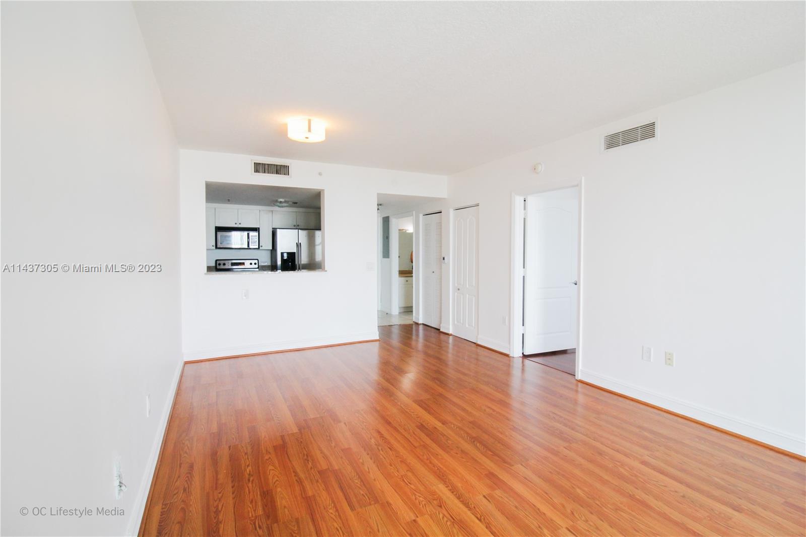 117 NW 42nd Ave # 1409