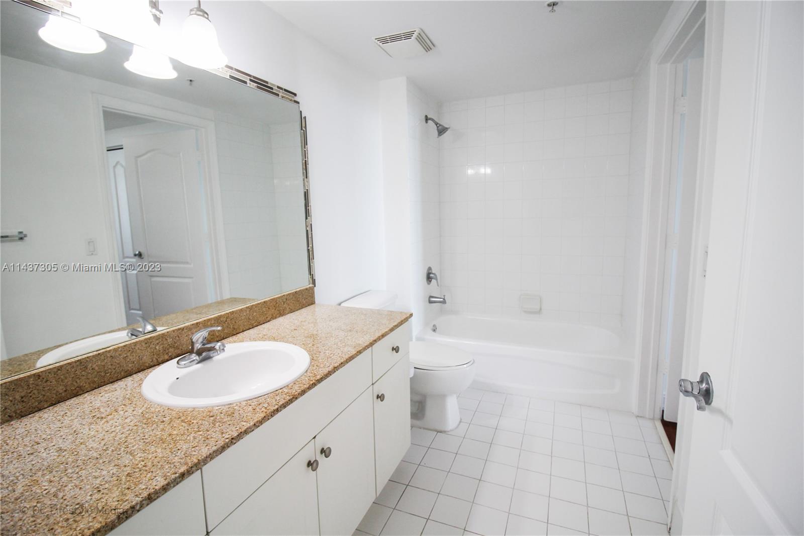 117 NW 42nd Ave # 1409