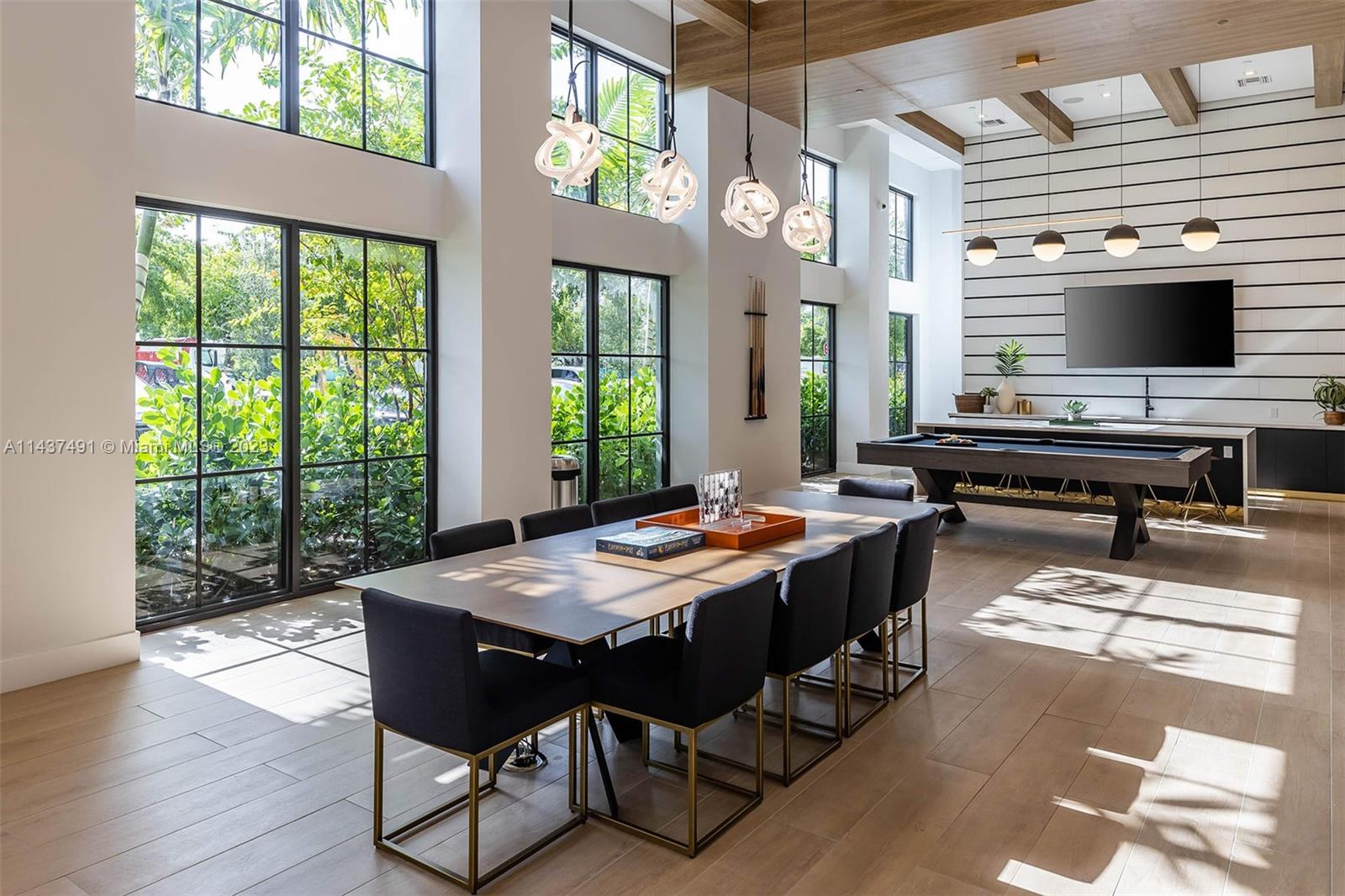 1711 N University Dr Unit: 1208