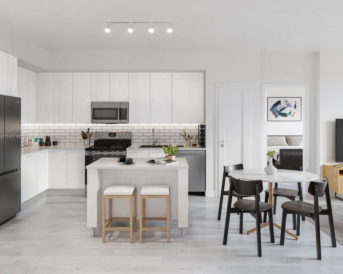 1711 N University Dr Unit: 1208