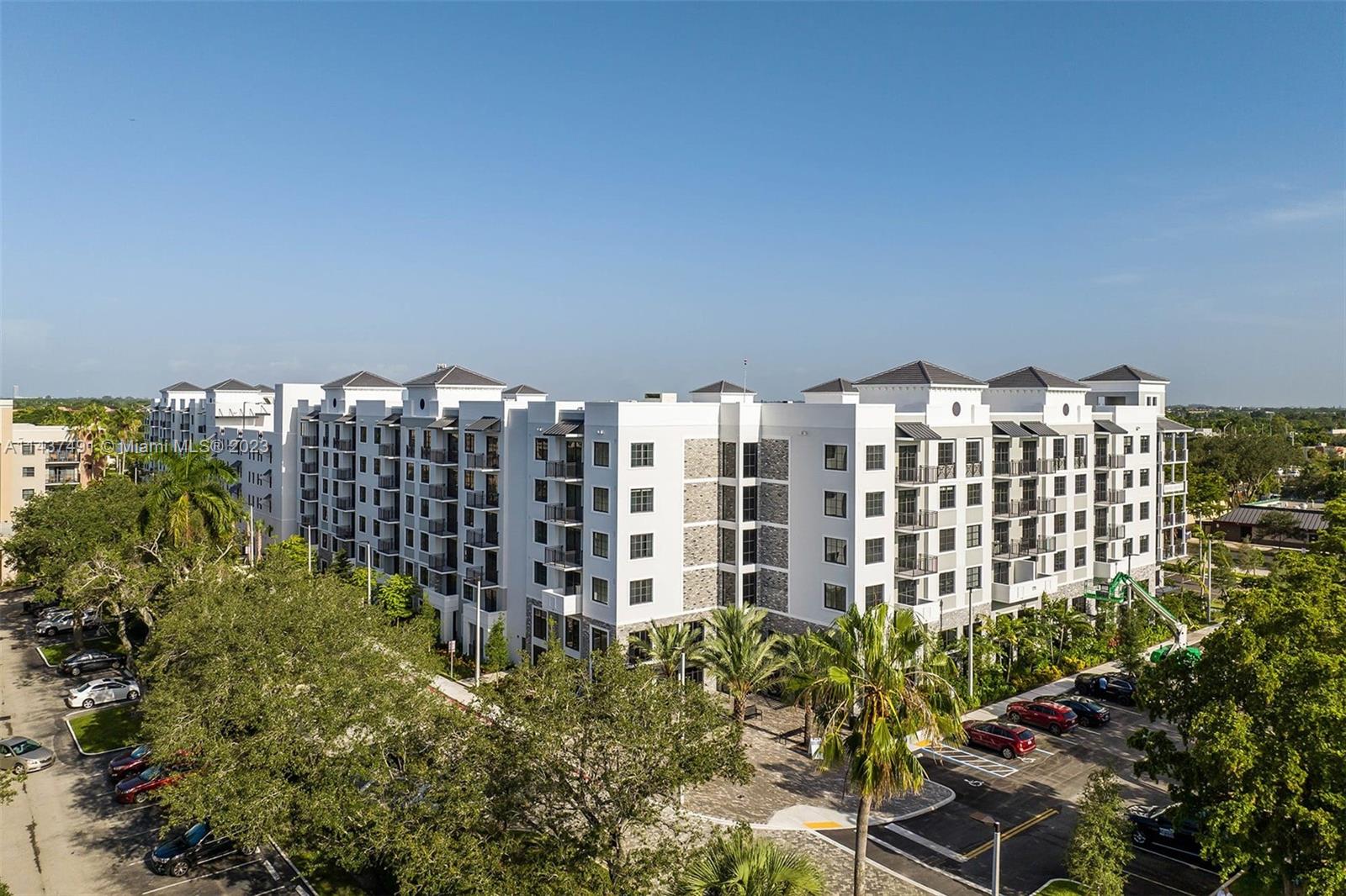 1711 N University Dr Unit: 1208