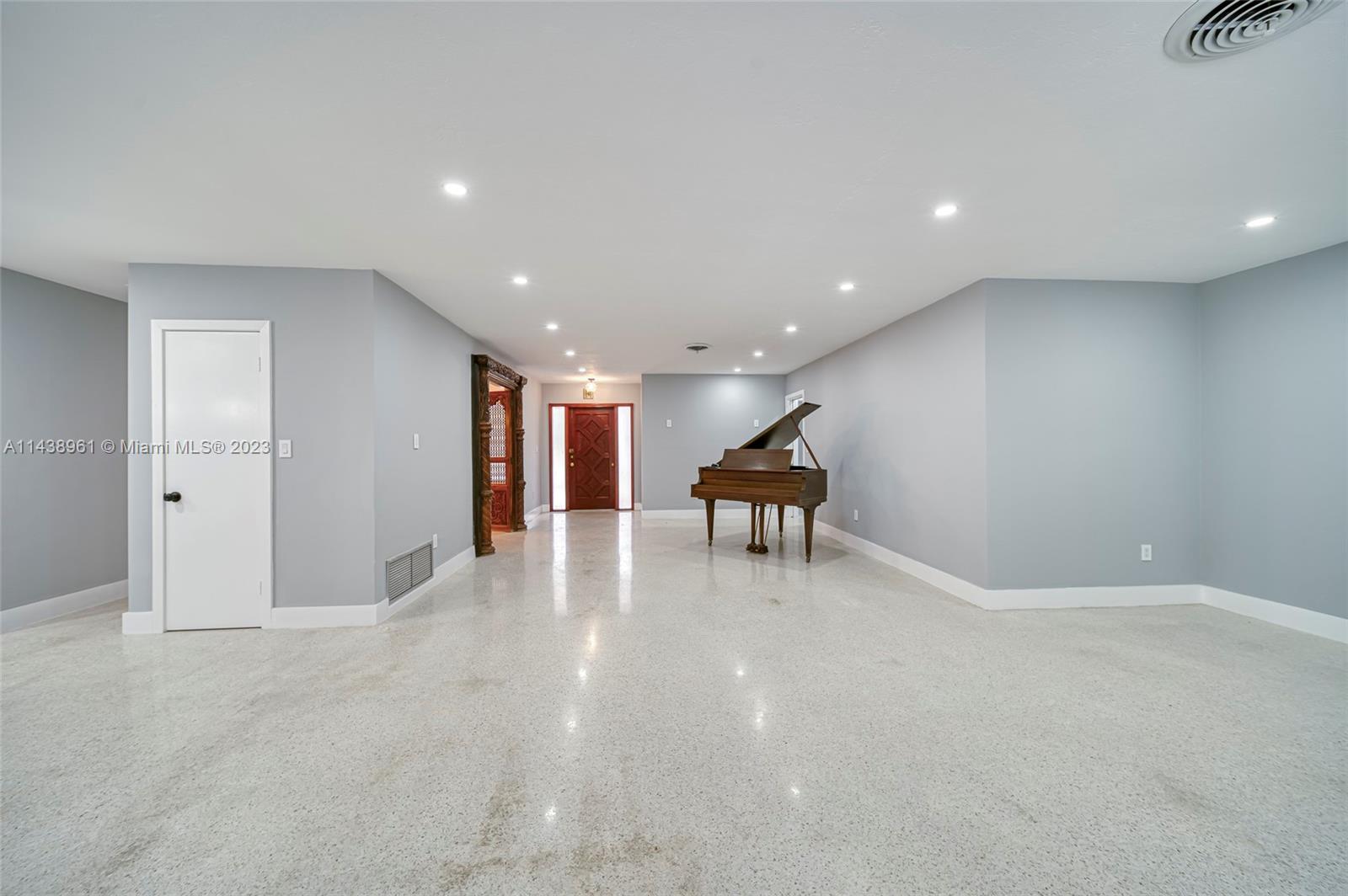 9100 SW 86th Street