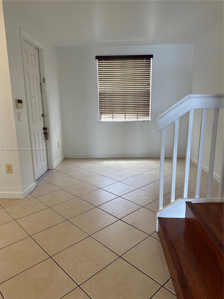 9155 SW 227th St # 4