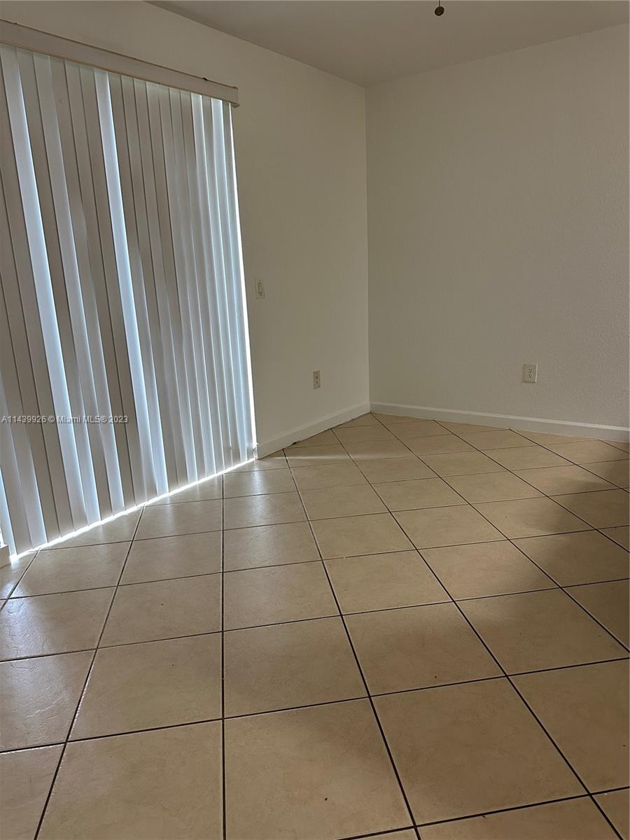 9155 SW 227th St # 4