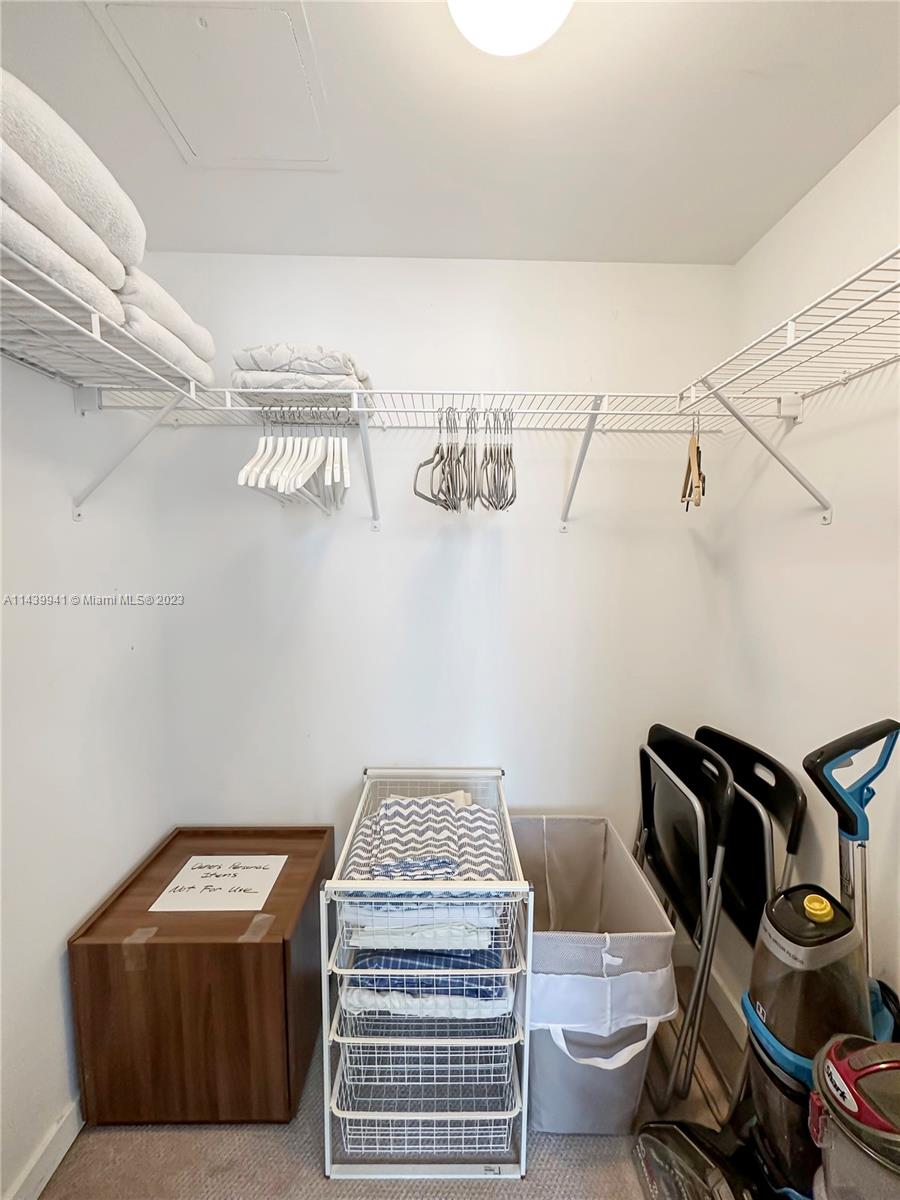 31 SE 6th St # 703