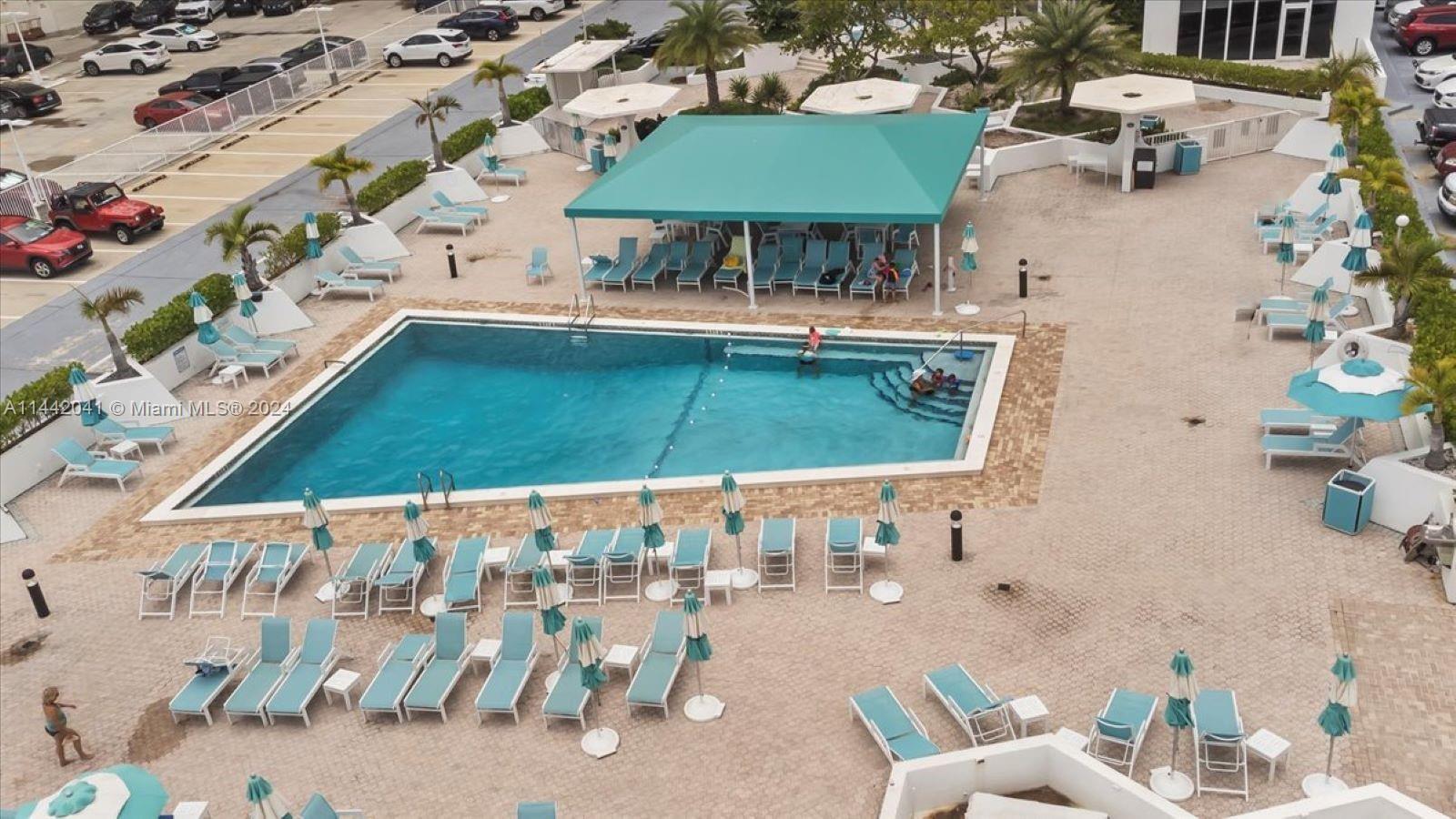 3140 S Ocean Dr Unit: 207