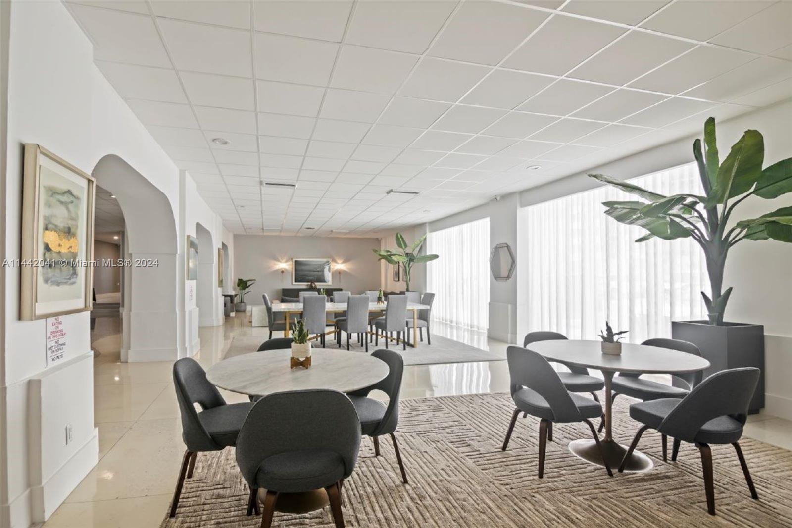 3140 S Ocean Dr Unit: 207