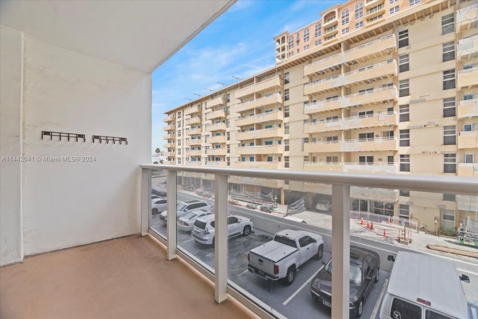 3140 S Ocean Dr Unit: 207