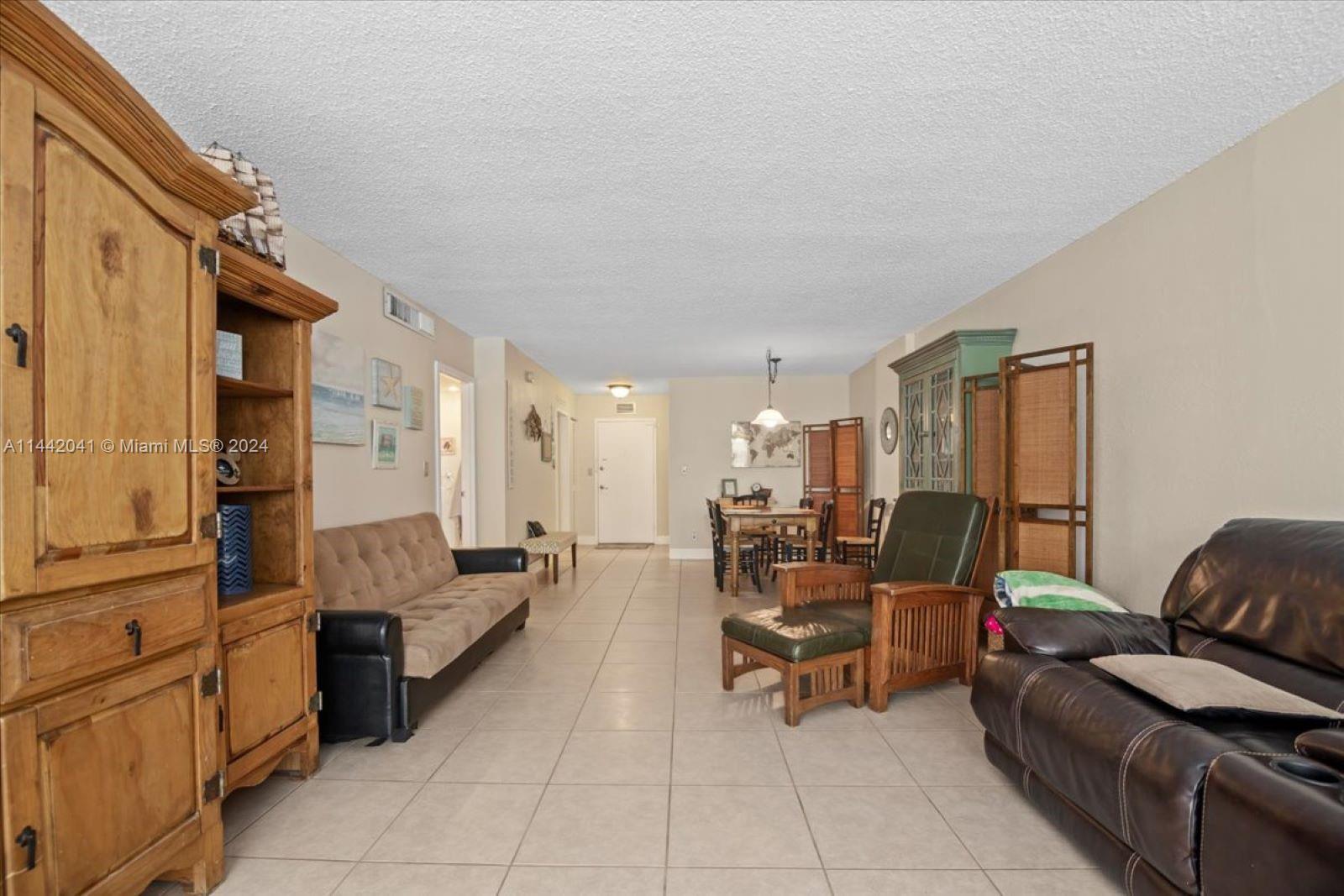 3140 S Ocean Dr Unit: 207