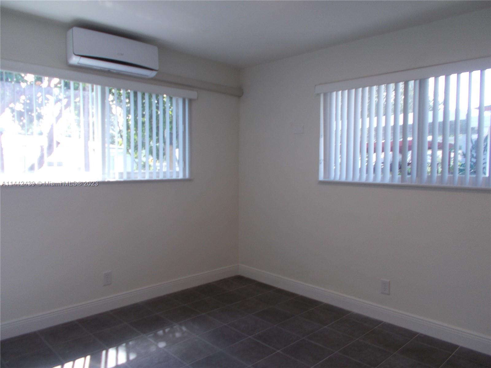 621 SW 6th Ter # 1