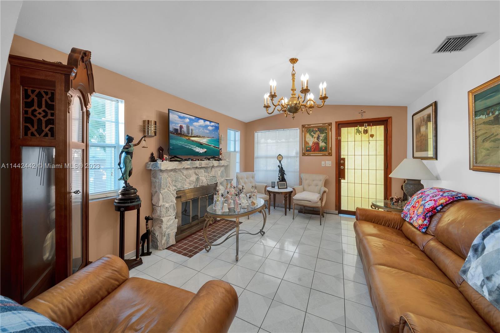 436 SW 26th Rd