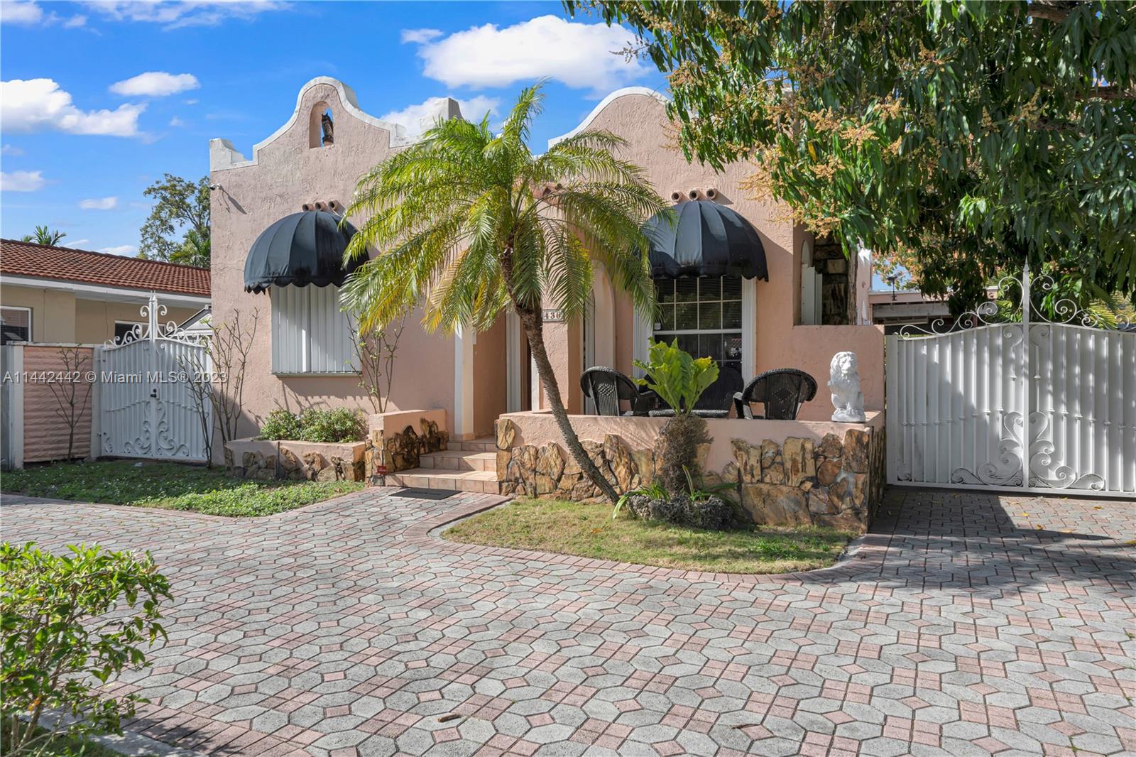 436 SW 26th Rd