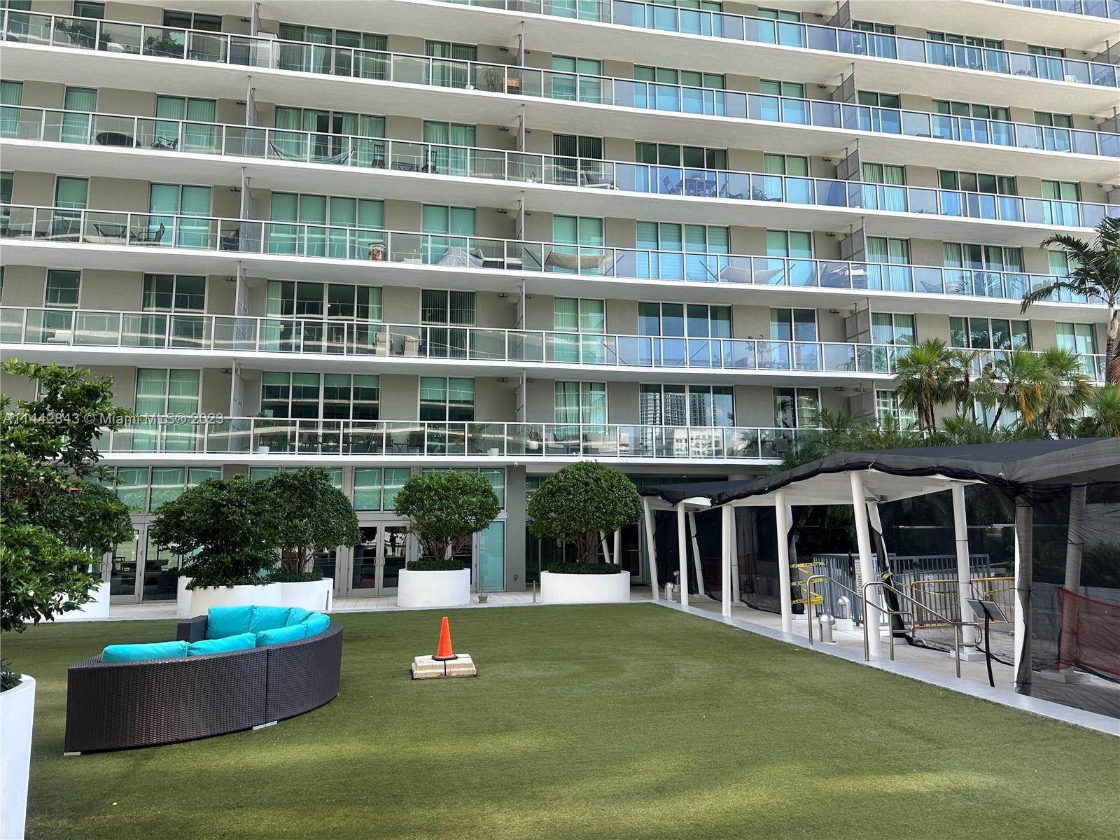 1111 SW 1st Ave Unit: 1823-N