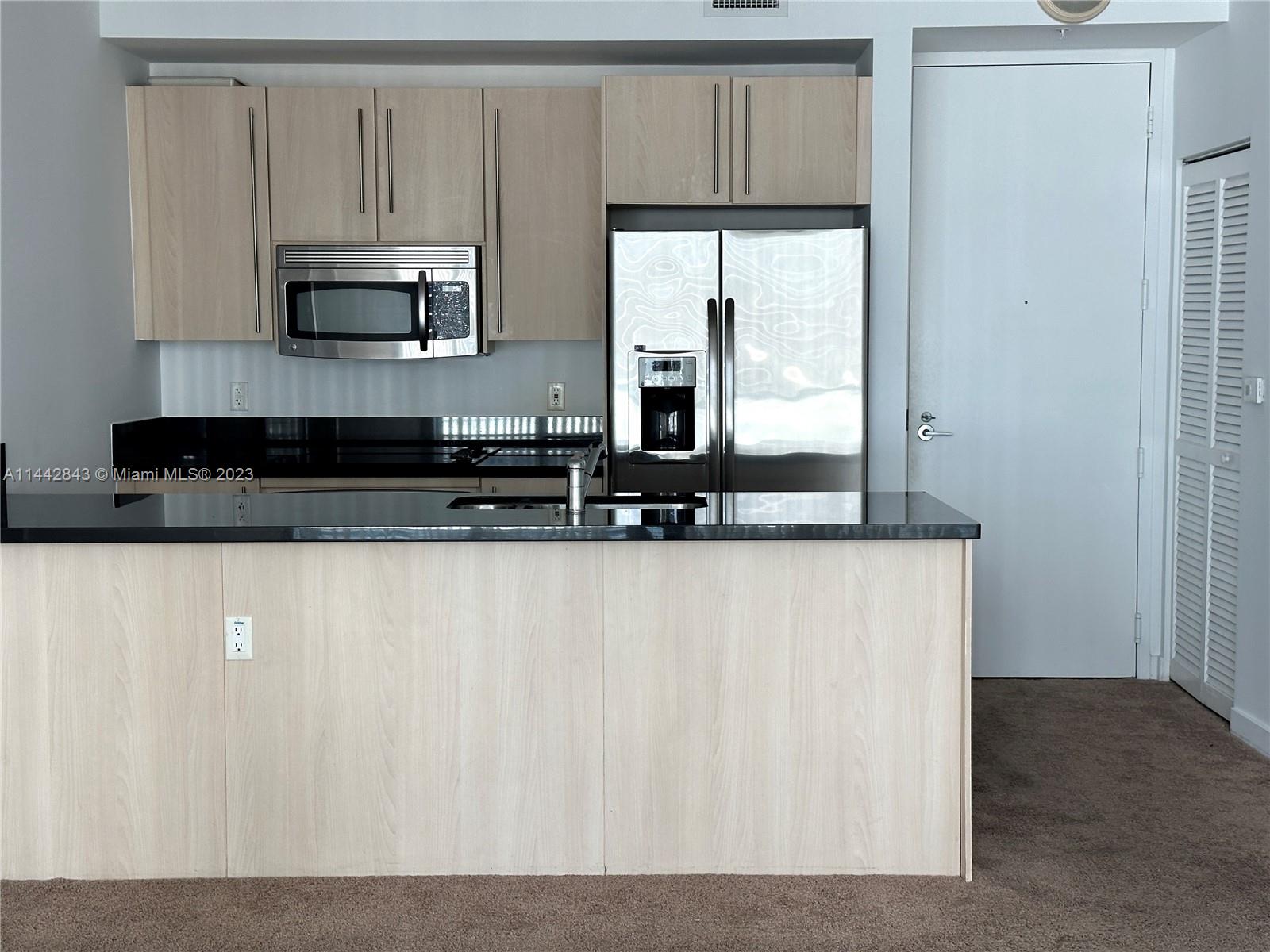 1111 SW 1st Ave Unit: 1823-N