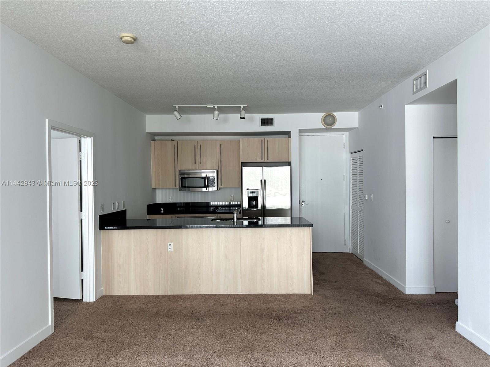 1111 SW 1st Ave Unit: 1823-N