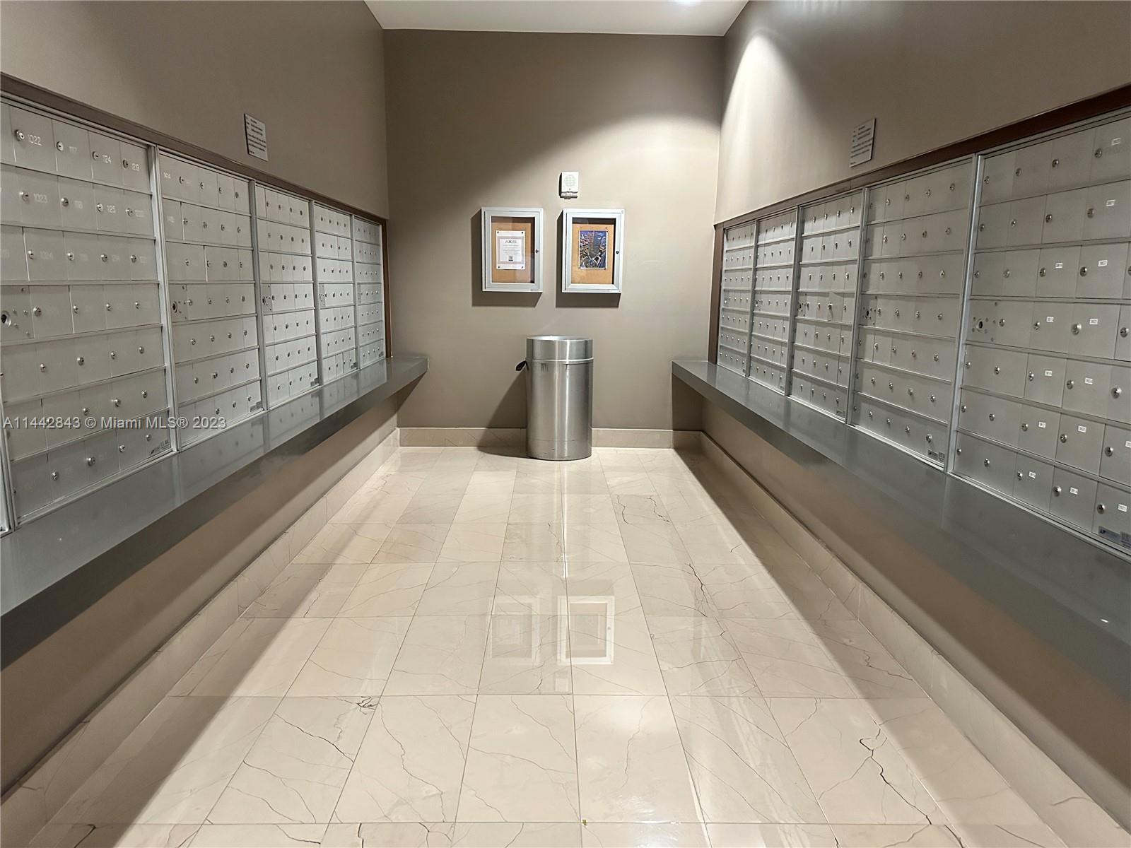 1111 SW 1st Ave Unit: 1823-N