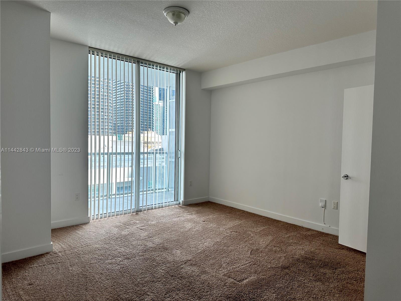 1111 SW 1st Ave Unit: 1823-N