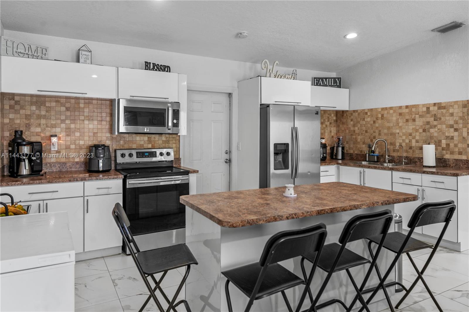 3825 NW 170th St