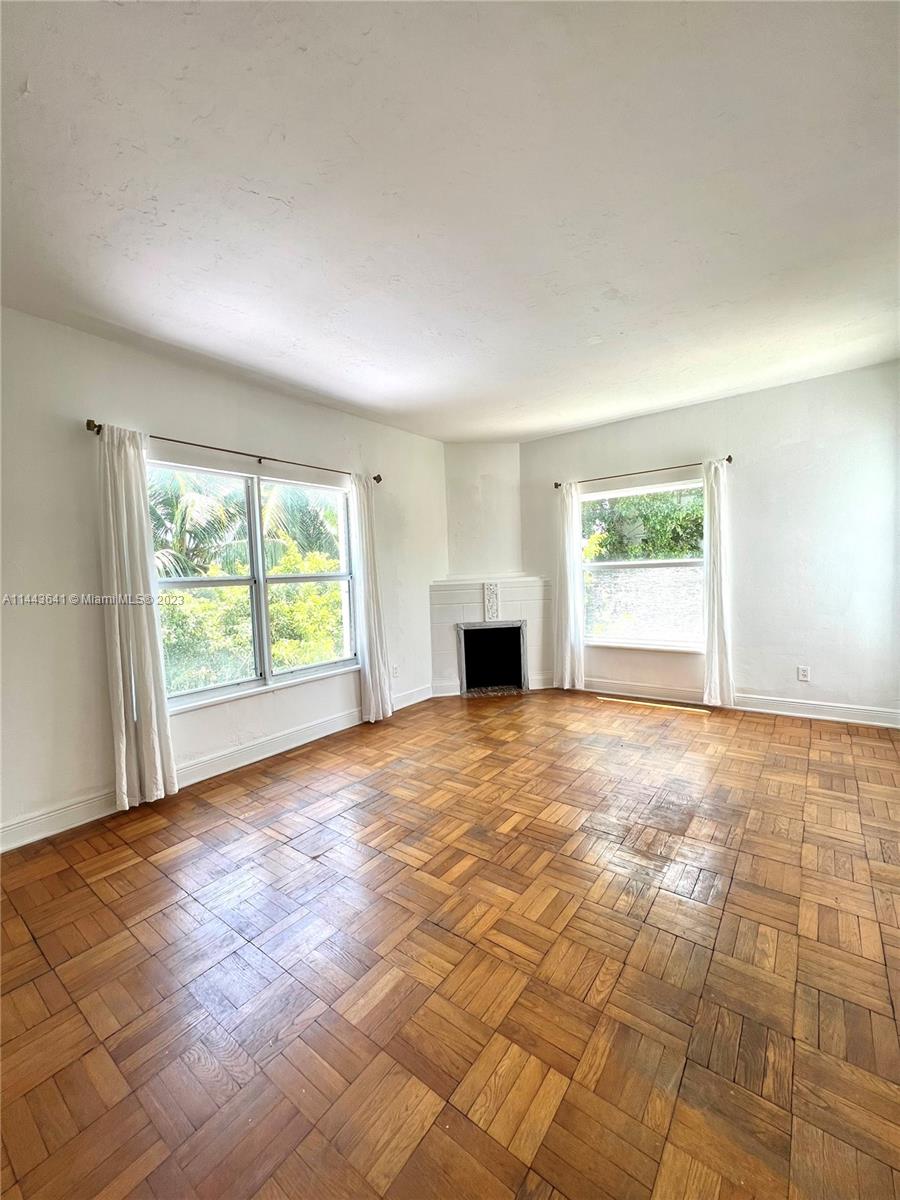 4035 N Meridian Ave # 205